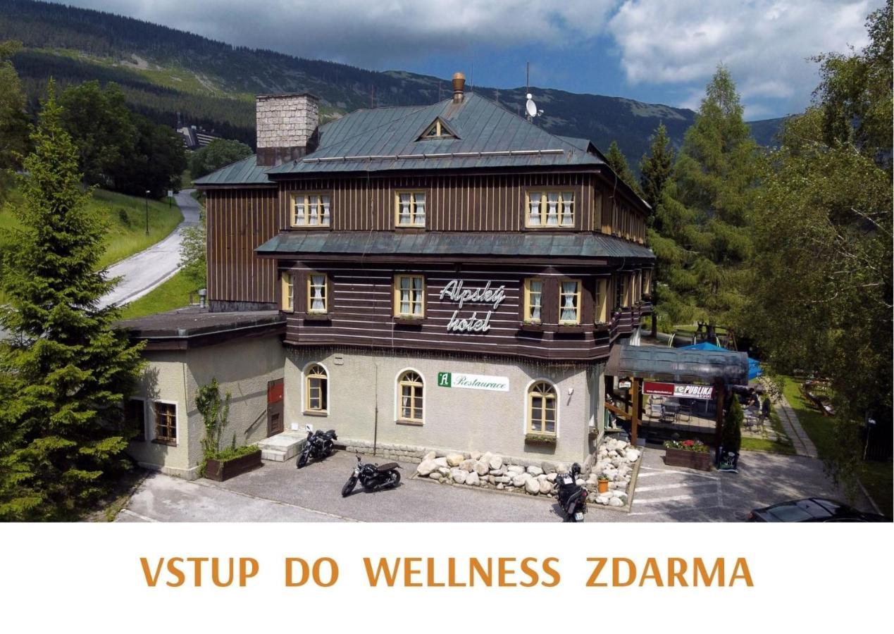 Alpsky Hotel Špindlerŭv Mlýn Buitenkant foto