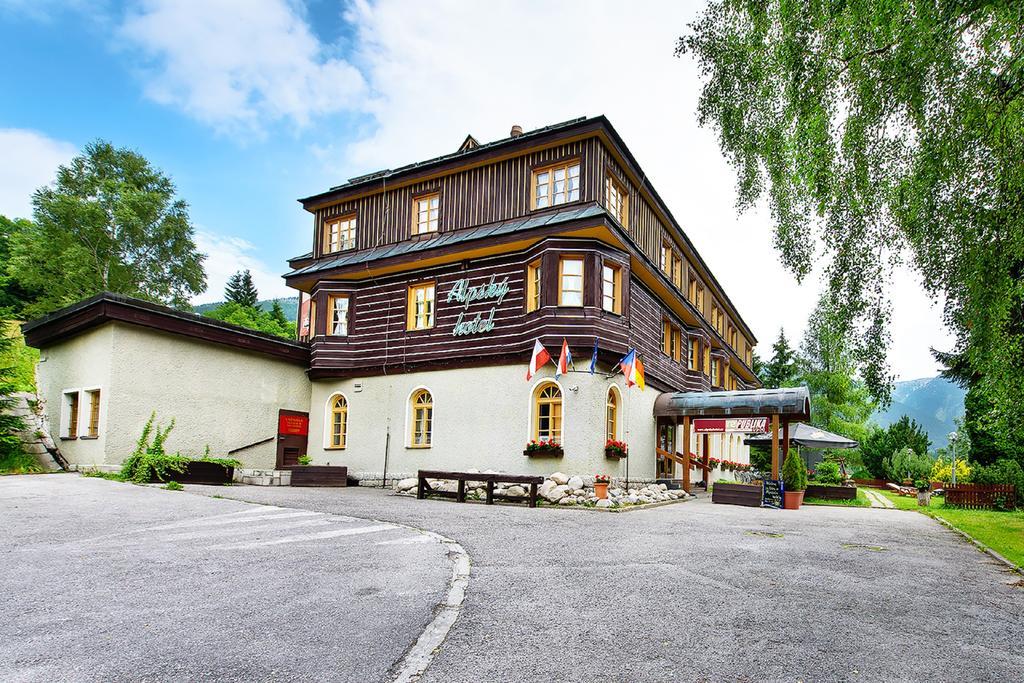 Alpsky Hotel Špindlerŭv Mlýn Buitenkant foto