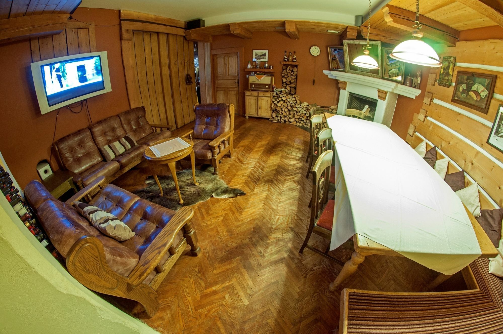 Alpsky Hotel Špindlerŭv Mlýn Buitenkant foto